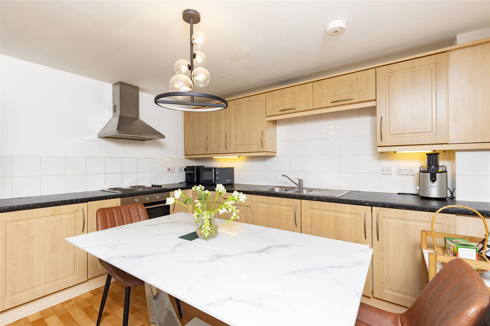 2 bed property in Stoneyholme Avenue, Manchester